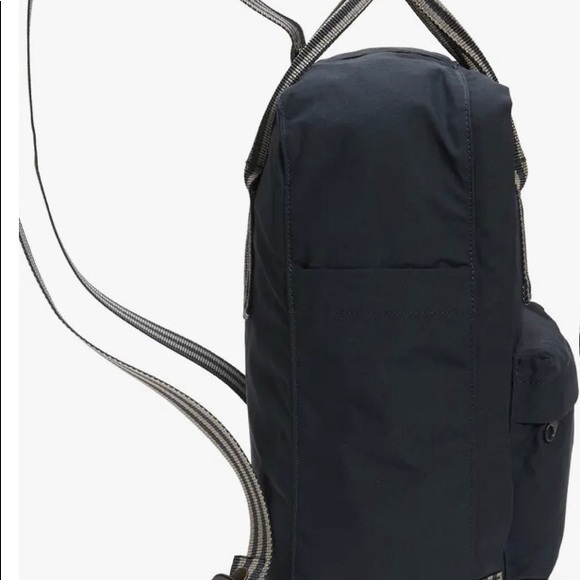 FJÄLLRÄVEN Kånken Water Resistant Backpack main image 4